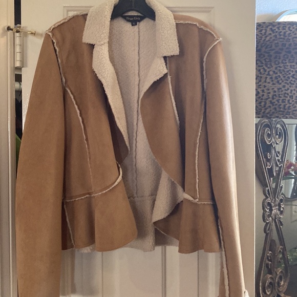 Jacket - Picture 2 of 4